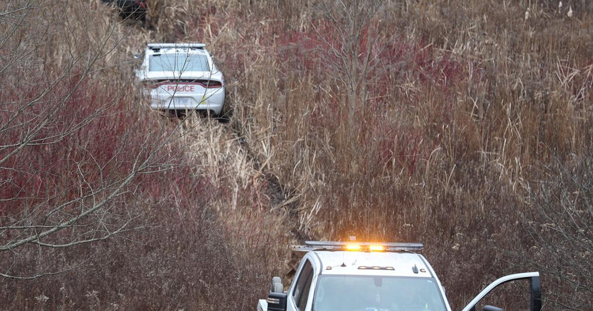 Oshawa man faces numerous charges after fleeing police