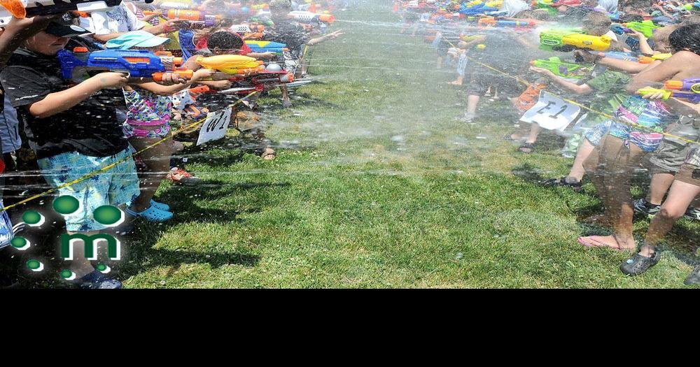 Water gun war breaks out in Ajax