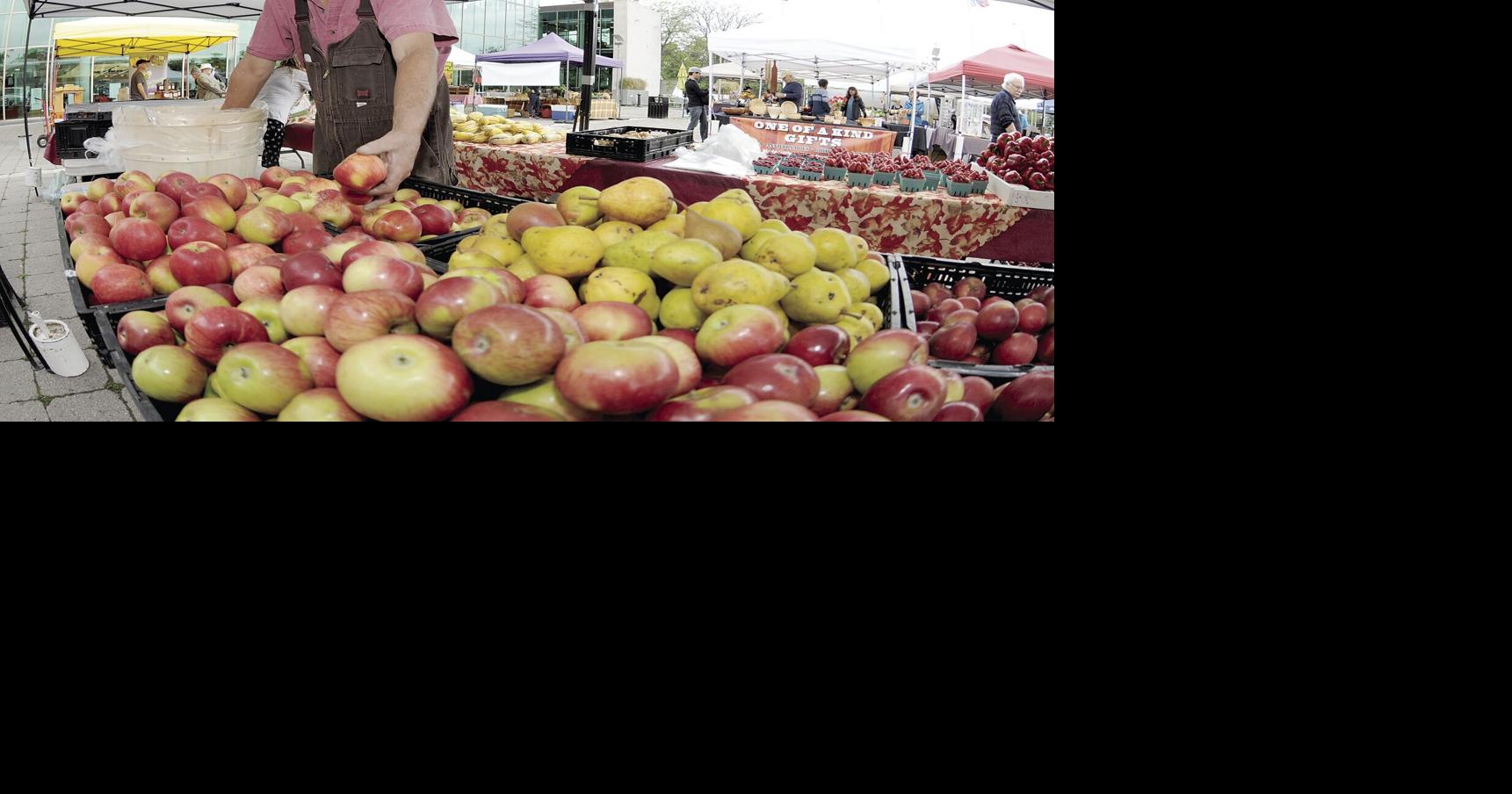 Whitby Farmers’ Market open now at new location