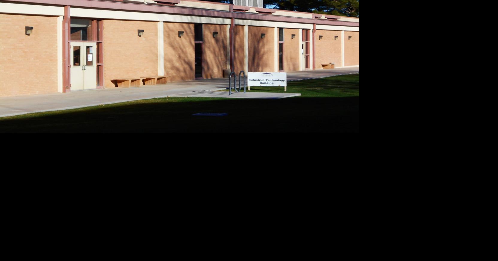 EAC moves forward on building remodel | Local News | eacourier.com