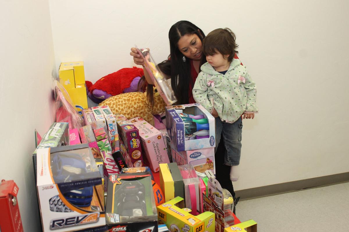 safford single parents For parentsto help you do the best you can, here’s some information, tools and resources for supporting your child’s healthy development and learning. safford single parents For parentsto help you do the best you can, here’s some information, tools and resources for supporting your child’s healthy development and learning.