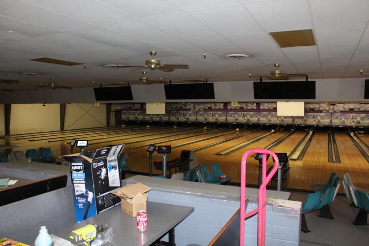 LEAP Sports : Out and About History Month Ten Pin Bowling