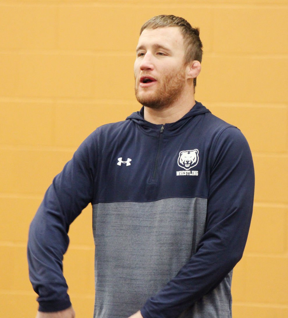 UFC’s Gaethje gives to Greenlee | Sports | eacourier.com