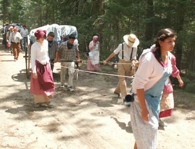 Latter-day Saints take a pioneer trek of faith