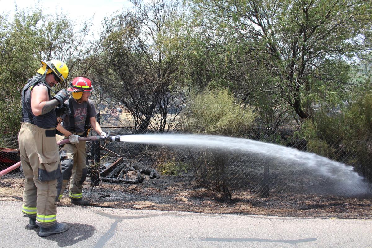 Fire in Thatcher sweeps through multiple yards Local News Stories