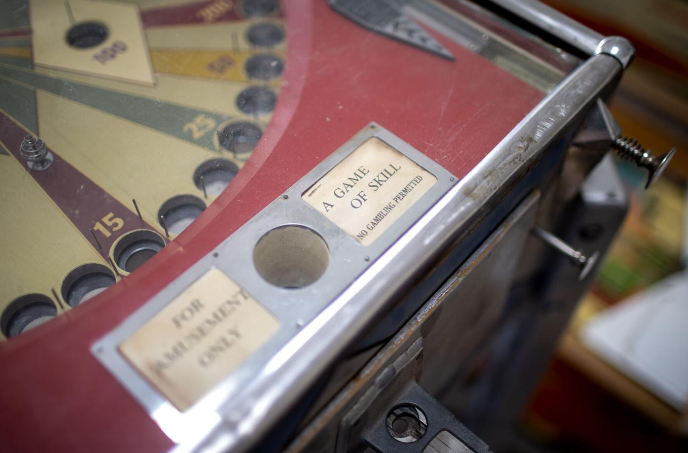 Vintage pinball collection central to local husband, father's legacy |  Local News Stories | eacourier.com
