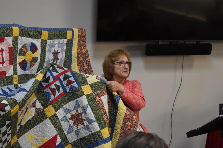 Signposts to freedom History of quilts in guiding slaves to freedom