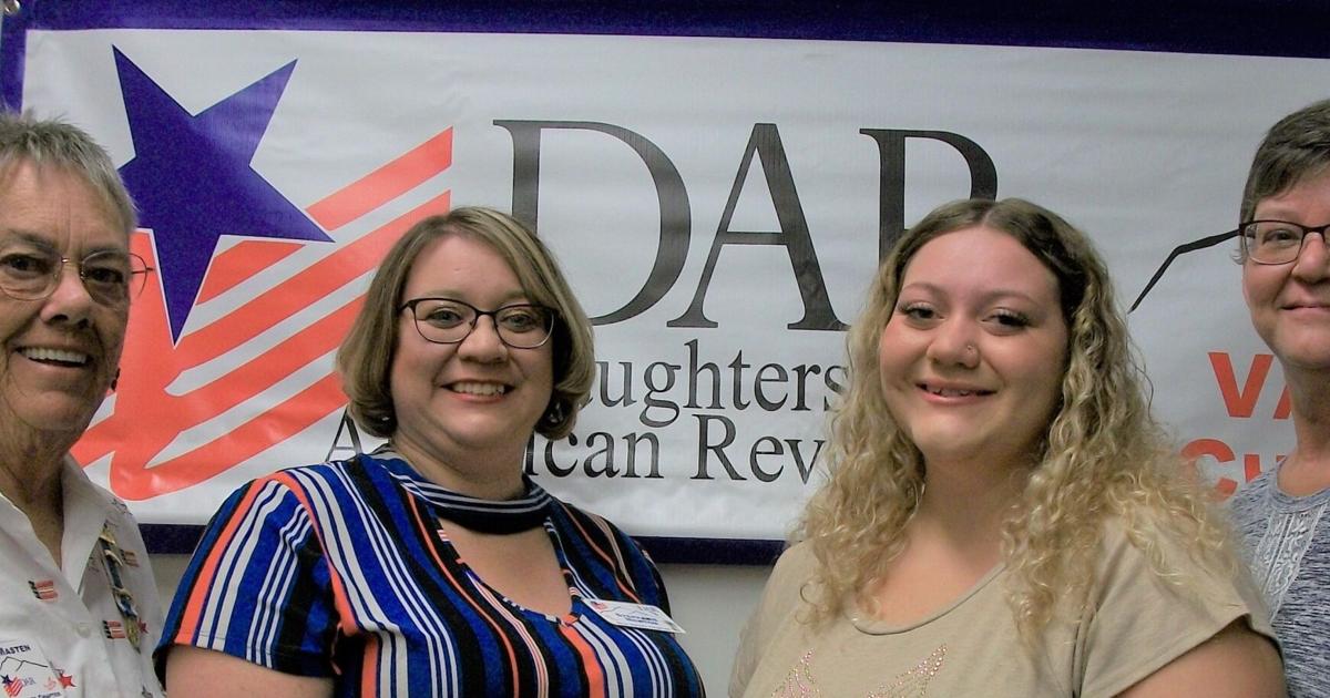 Dar Rafferty Safford woman becomes latest DAR member | Local News | eacourier.com
