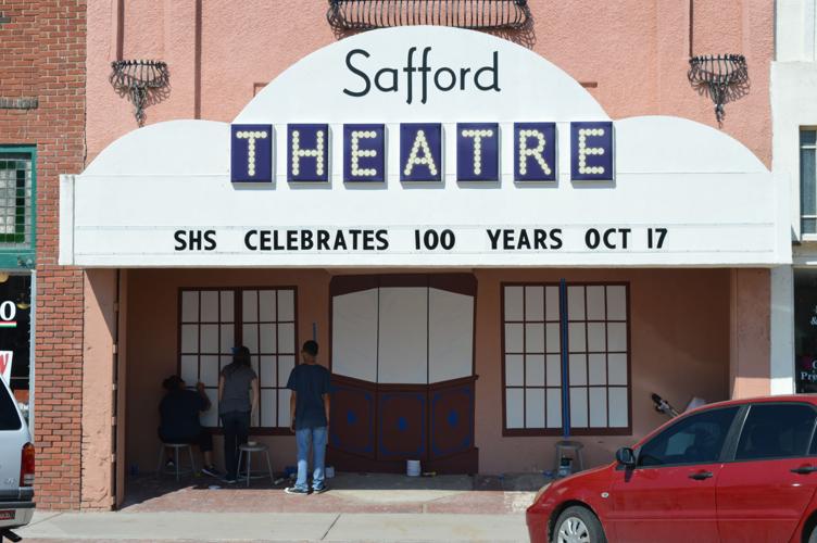 Safford HS Art Club spruces up old theater Local News