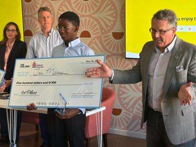 Middle school poultry farmer wins Southern Arizona Civics Bee? — GLOBAL — ERYU PROJECT