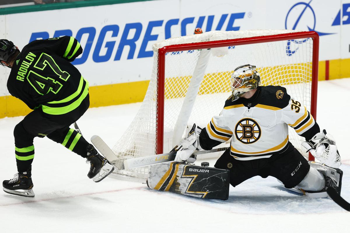 Give Dallas Stars goaltender Jake Oettinger a chance Bowness