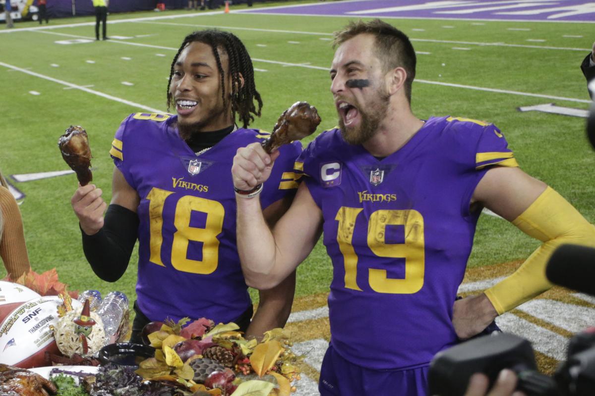 Vikings hold off Patriots 33-26 to improve to 9-2 on historic night for  Justin Jefferson