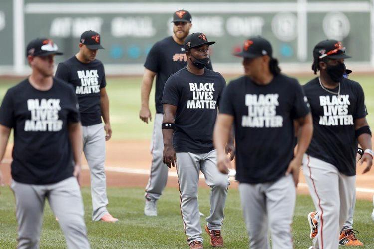 St. Louis Cardinals wear 'Black Lives Matter' shirts during