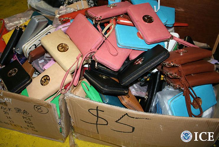 Feds: Selling knockoff bags could land you in jail 