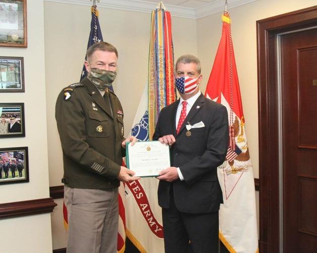 Local man receives medal from Pentagon 