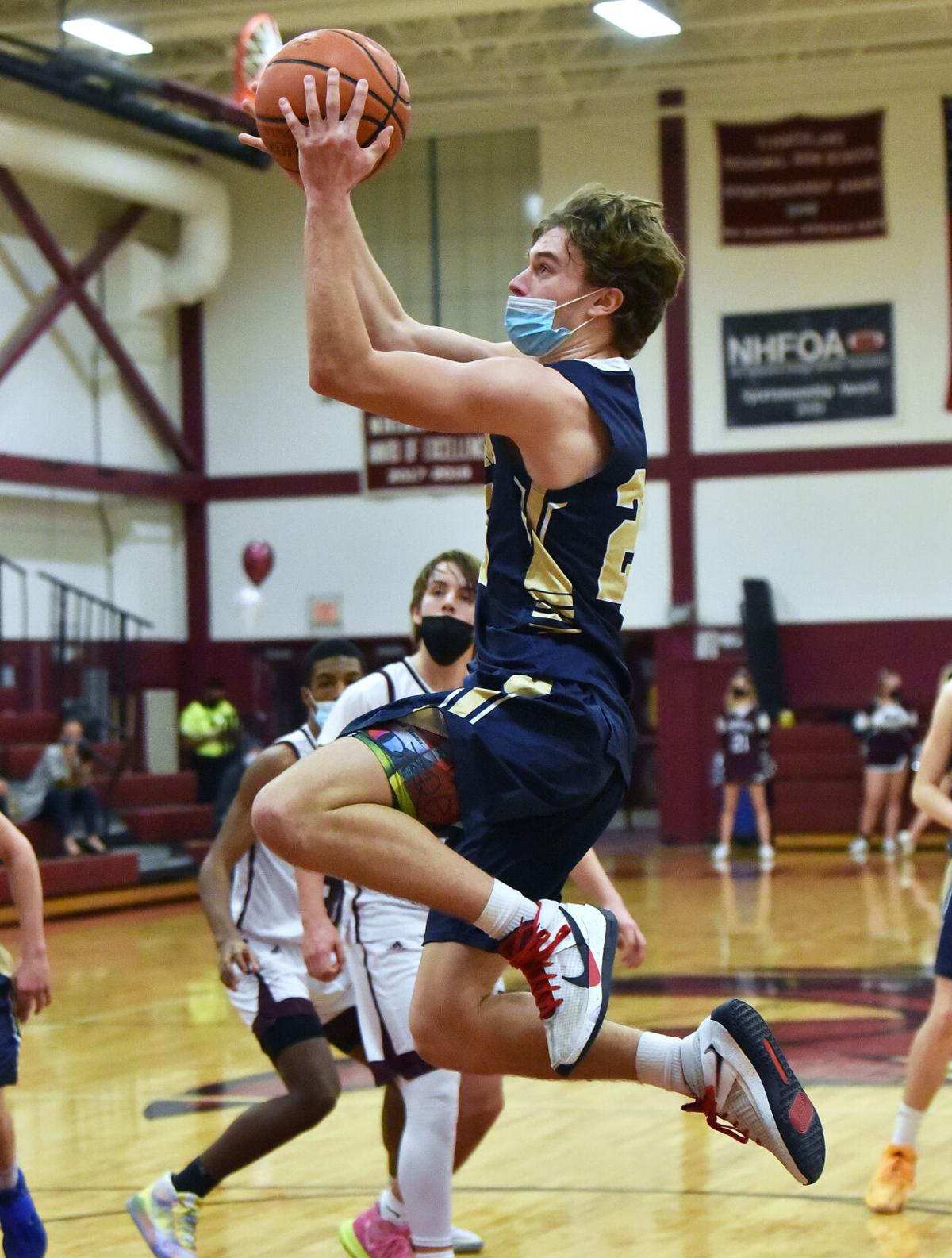 210122_ET_CRU_BoysBasketball_3.JPG