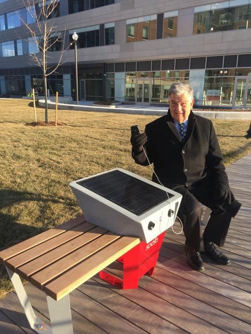 Haverhill Unveils New Soofa Solar Powered Bench Haverhill Eagletribune Com