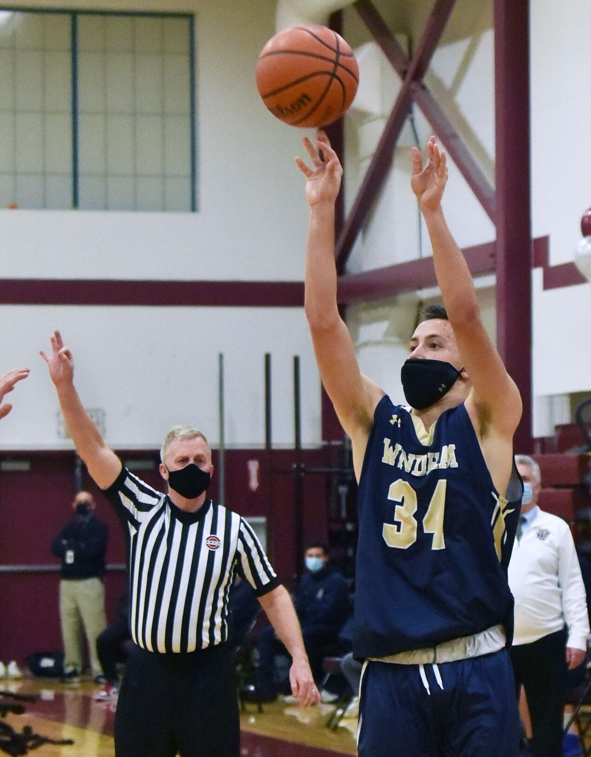 210122_ET_CRU_BoysBasketball_8.jpg