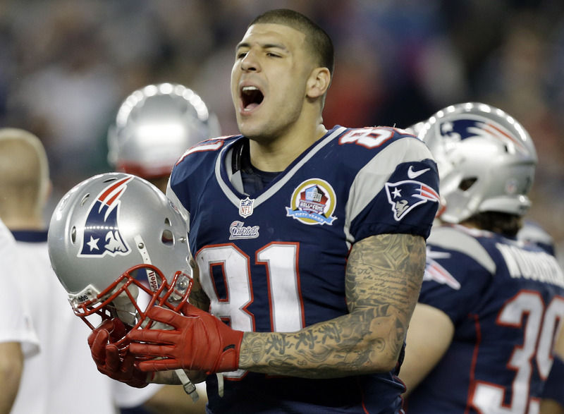 Police visit home of Patriots TE Aaron Hernandez - The San Diego  Union-Tribune