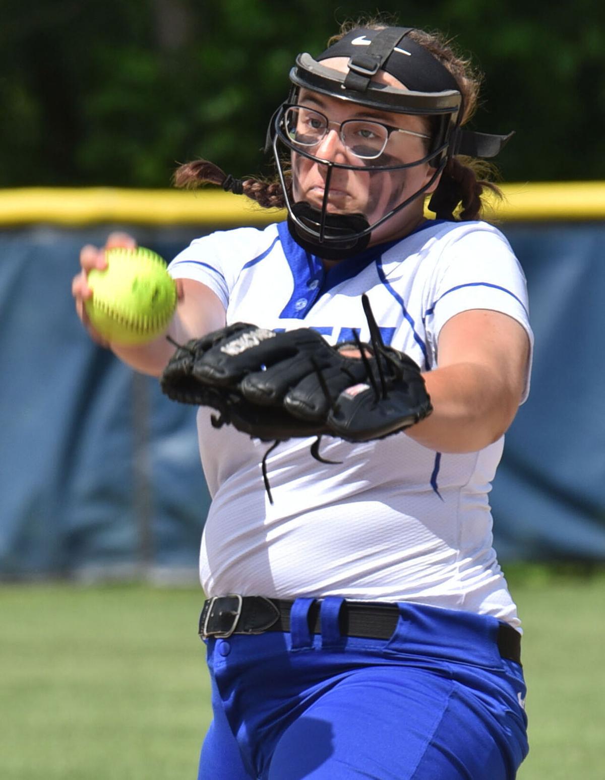 210612_ET_CRU_SalemSoftball_21.JPG