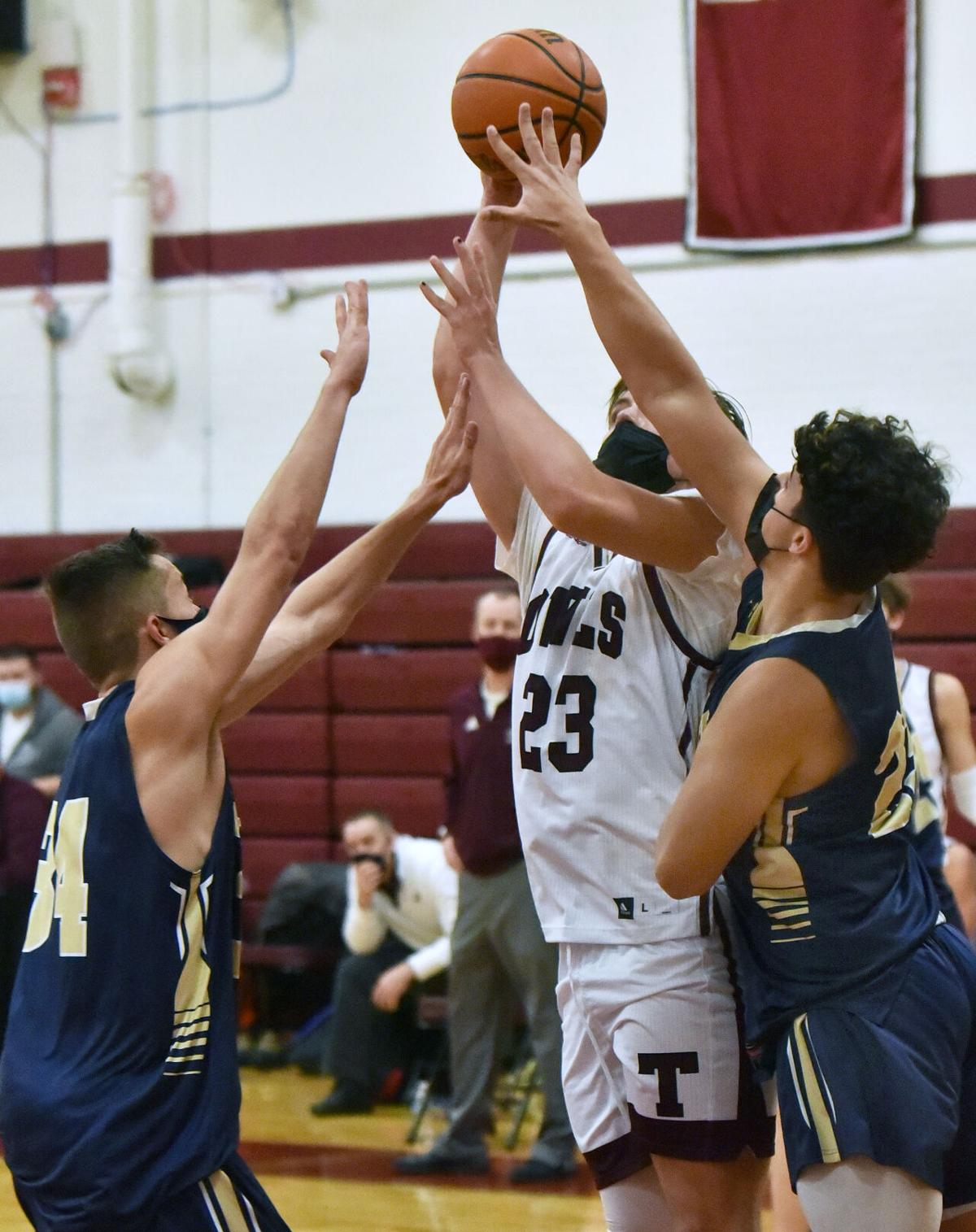 210122_ET_CRU_BoysBasketball_9.JPG