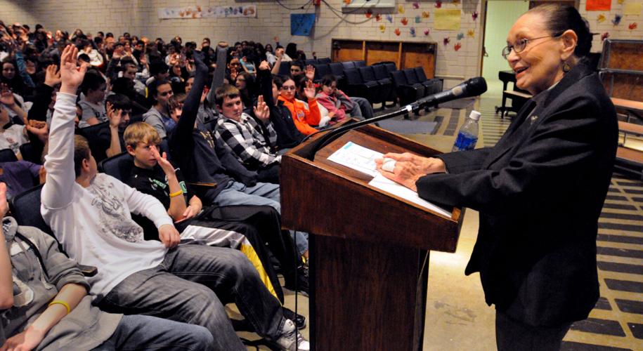 100125_SN_KYU_SPEAKER