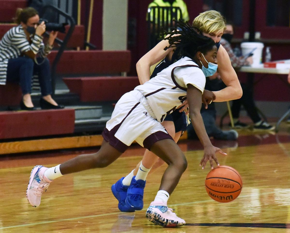 210122_ET_CRU_BoysBasketball_17.JPG