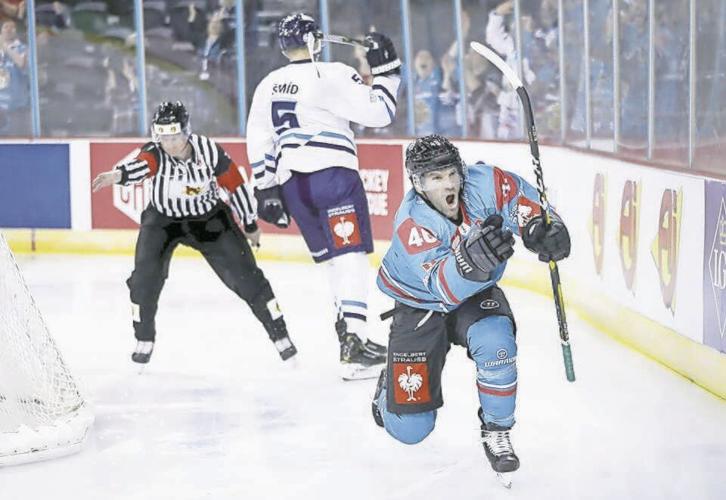 From NHL to Harvard North Andover's Farnham headed to legendary school