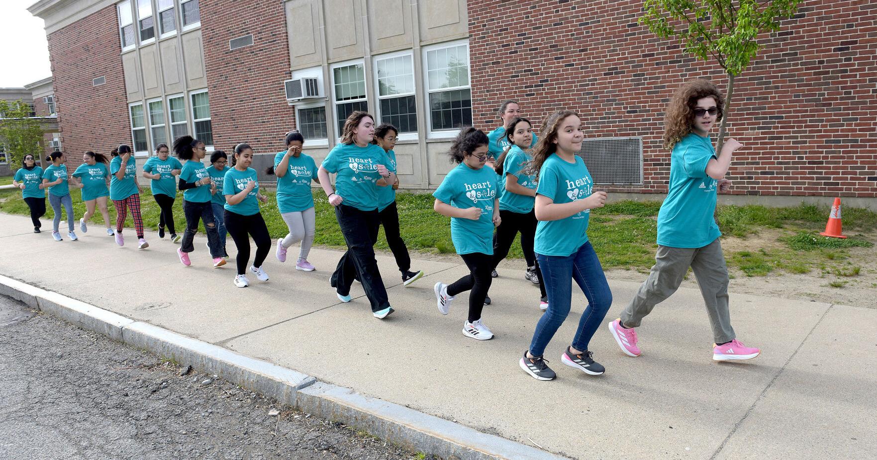 Ready to race: Girls on the Run comes to Haverhill schools - Vimarsana News