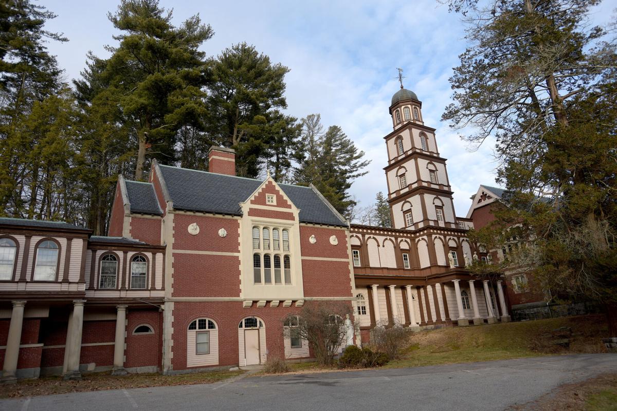 City looks to sell Searles Estate  Merrimack Valley  eagletribunecom
