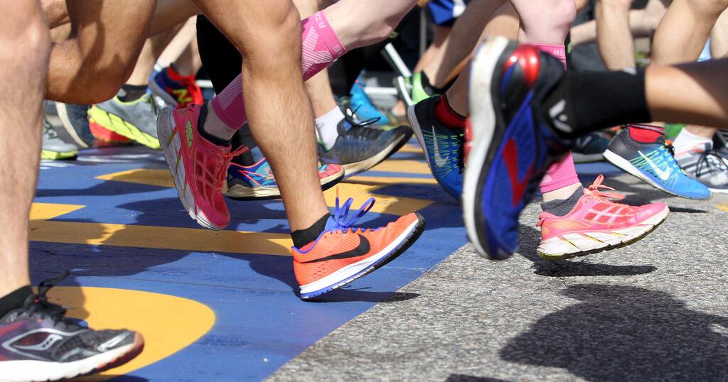 2 men caught competing as women in prestigious marathon