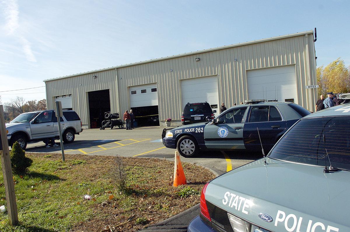 PHOTO SLIDESHOW Independent Tire shooting