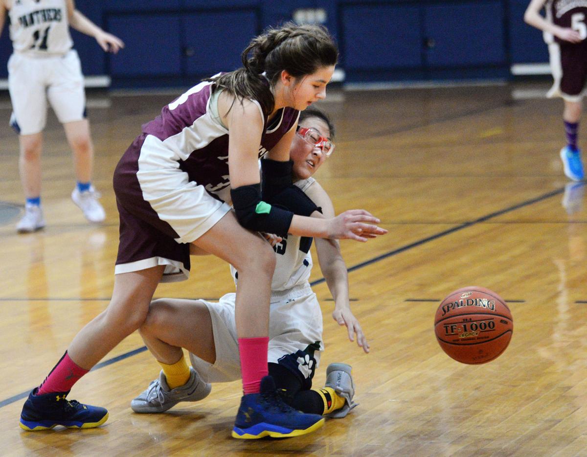 200204_ET_CRU_GIRLS BASKETBALL_1.jpg