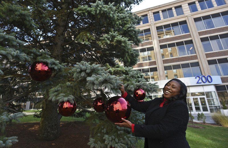 Tree lighting returns to Brickstone Square Merrimack Valley