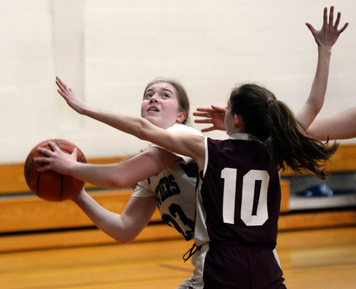 200204_ET_CRU_GIRLS BASKETBALL_3.jpg