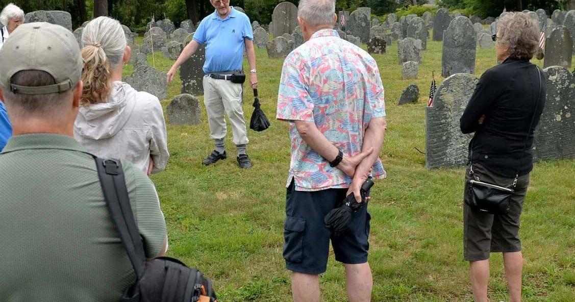 Cemetery tour explores ties to witchcraft trials