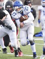 After missing out on QB spot, Silva finds other ways to star for Methuen