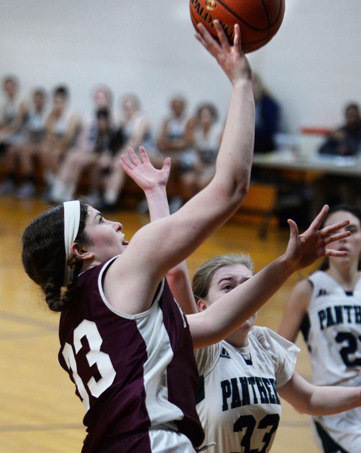 200204_ET_CRU_GIRLS BASKETBALL_8.jpg