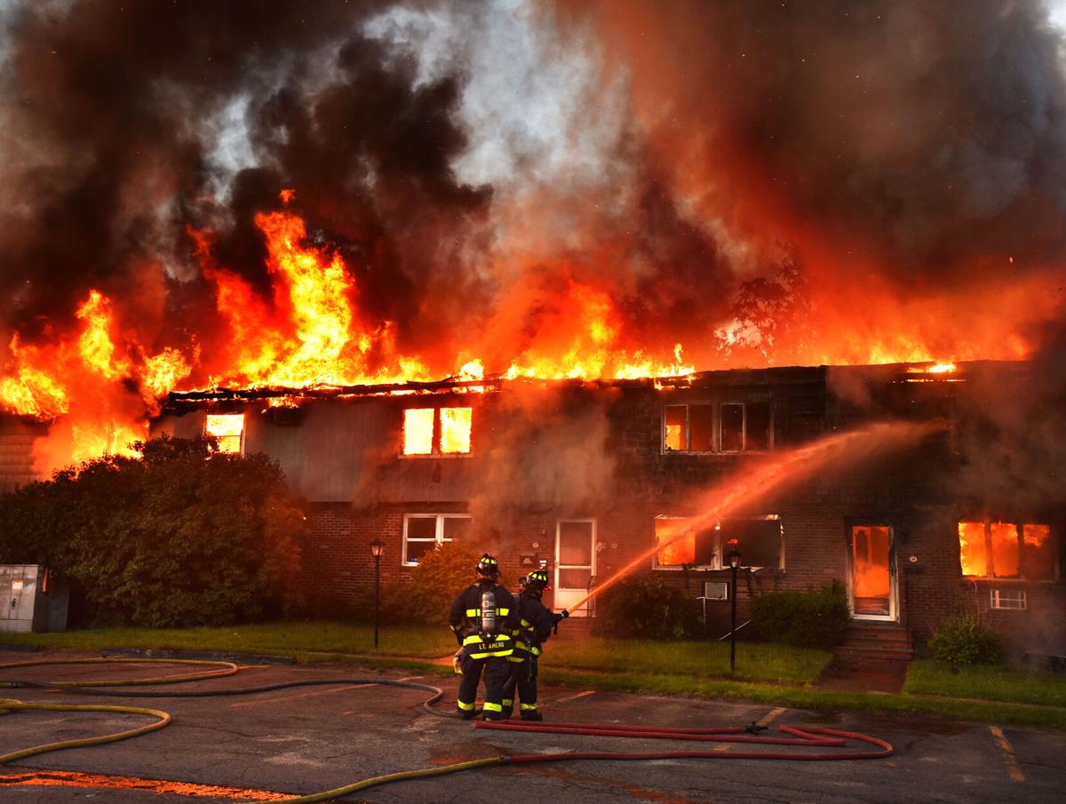 210610_ET_CRU_FIRE_2.jpg