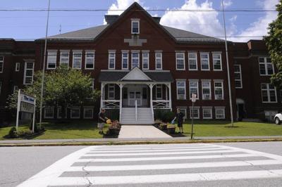Haverhill School Committee Snuffs Out Tilton Solar Project Haverhill Eagletribune Com