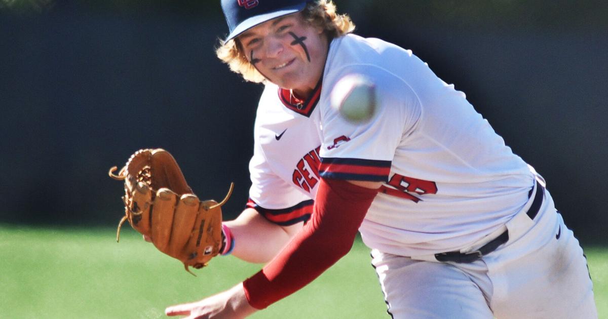 Central's Rondeau commits to pitch at Merrimack | Sports | eagletribune.com