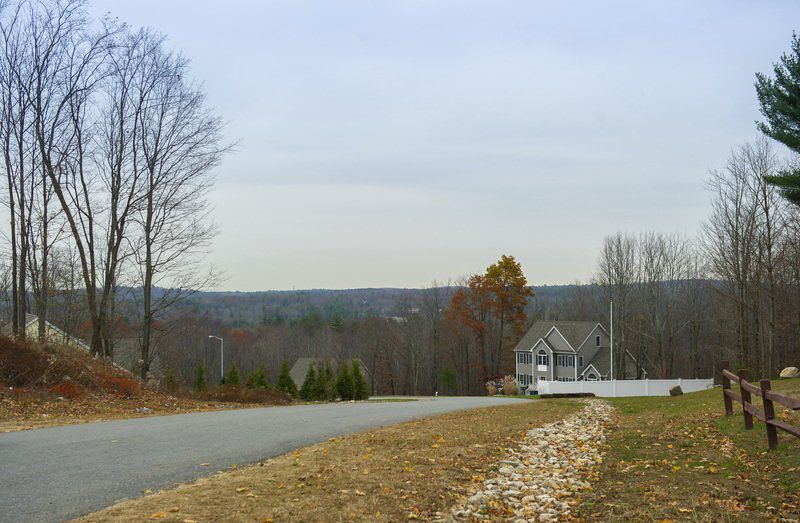 The Falls at Gunstock Road, Plaistow, N.H. Homes