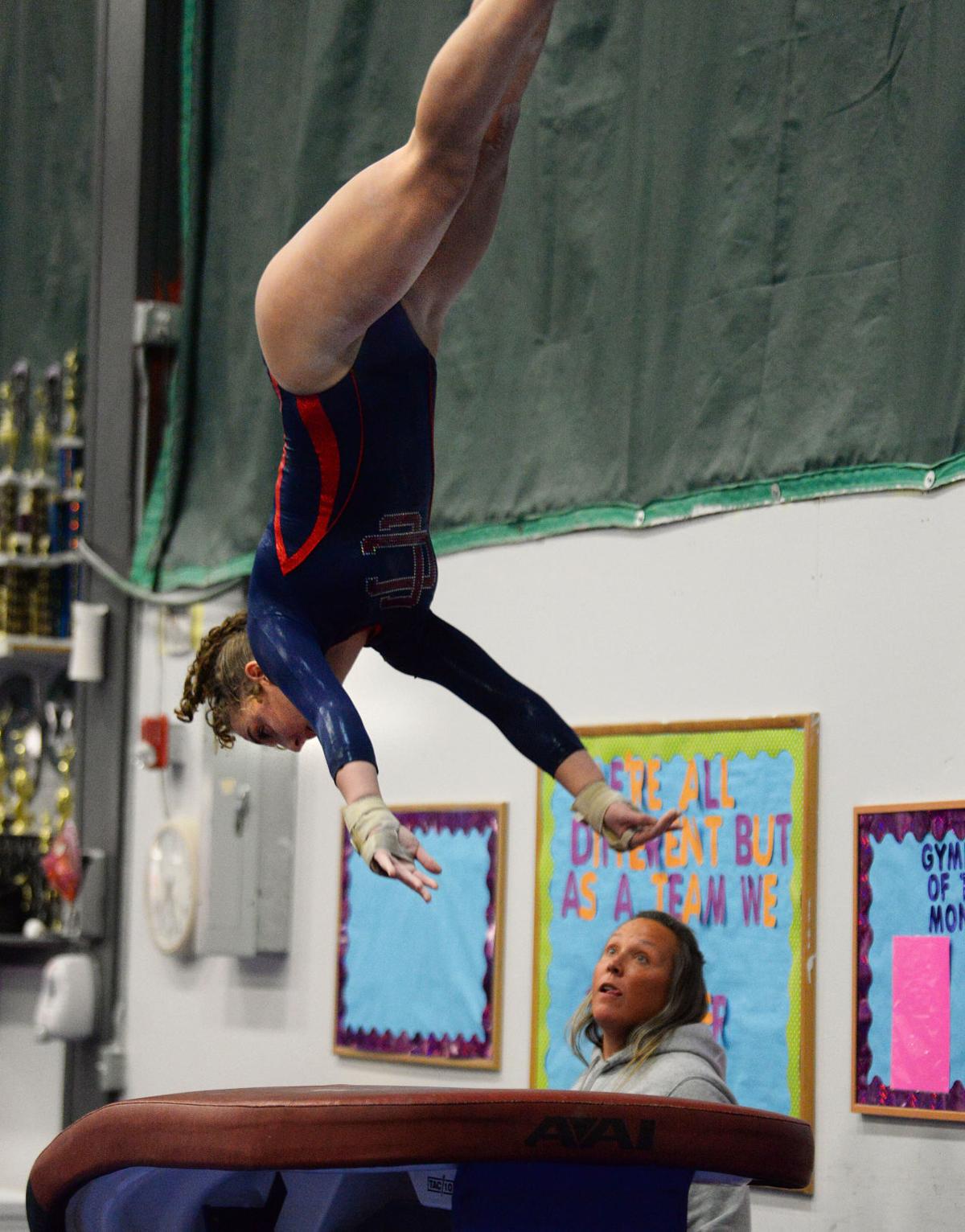 200115_ET_CRU_GYMNASTICS_9.jpg