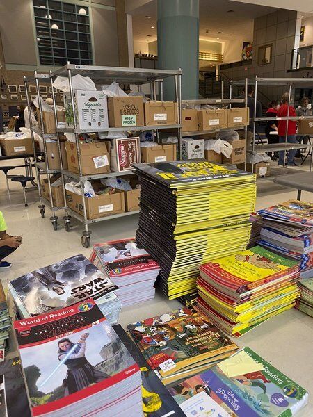 Santa helps Lawrence teachers give books, school supplies to needy students