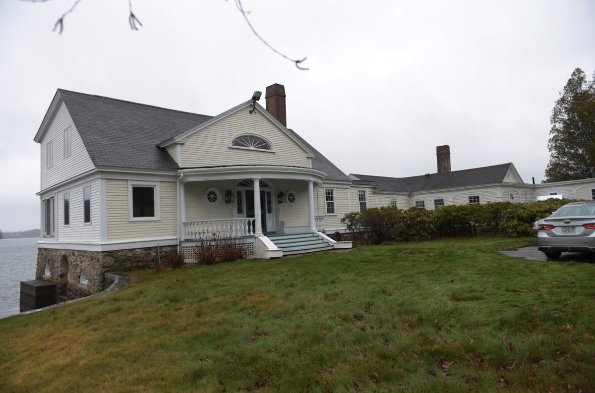 Select Board approves removing home at 400 Great Pond Road News