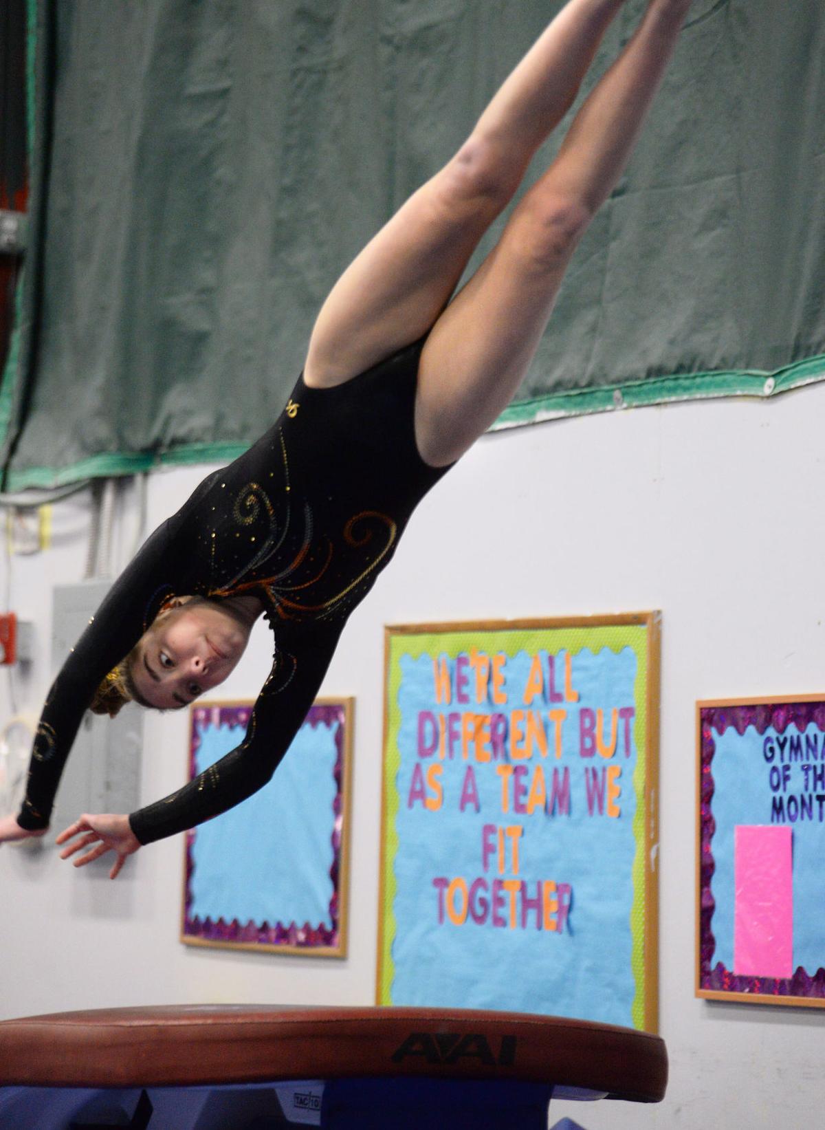 200115_ET_CRU_GYMNASTICS_11.jpg