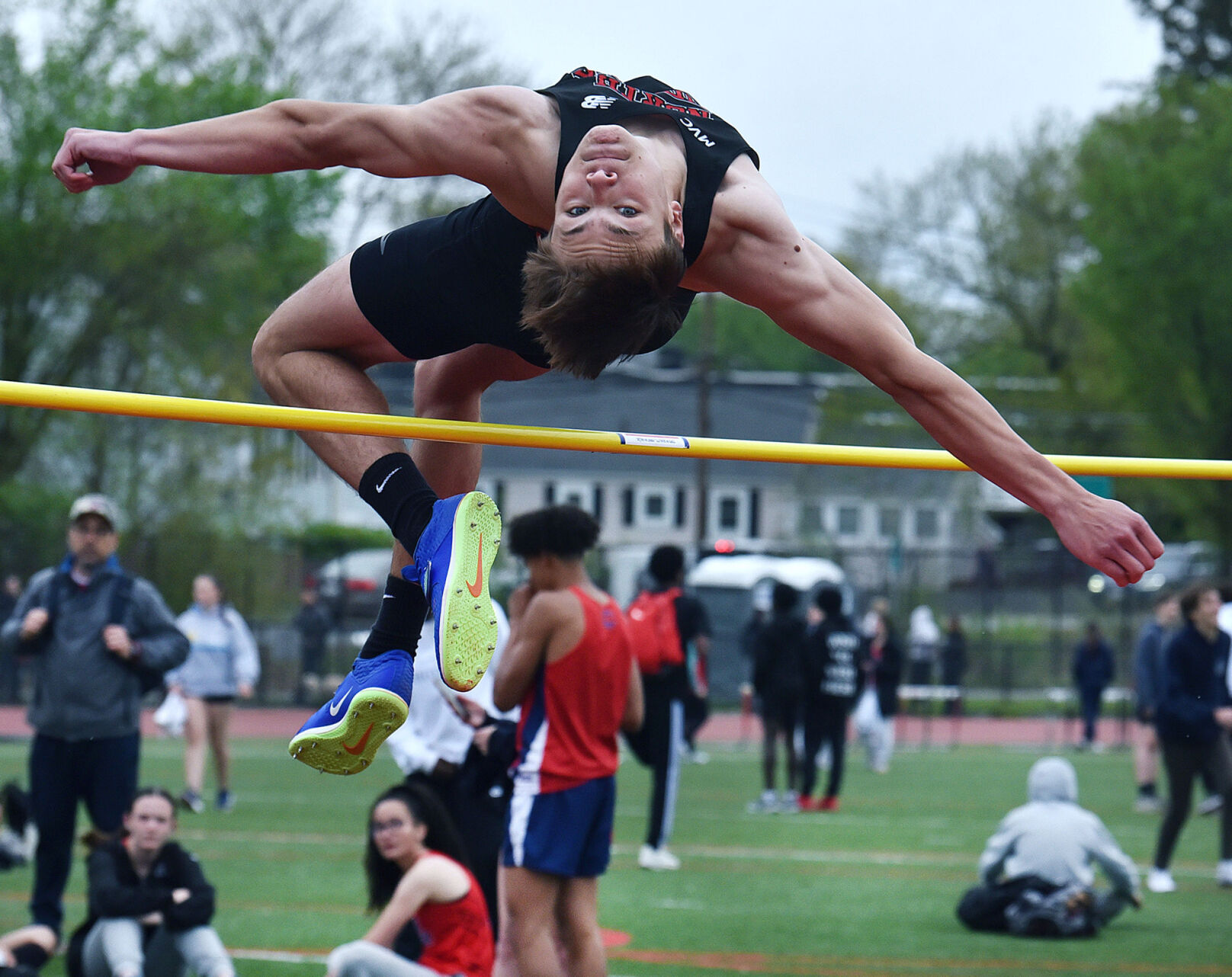 High School Roundup: Behind relay record, North Andover boys clinch MVC title