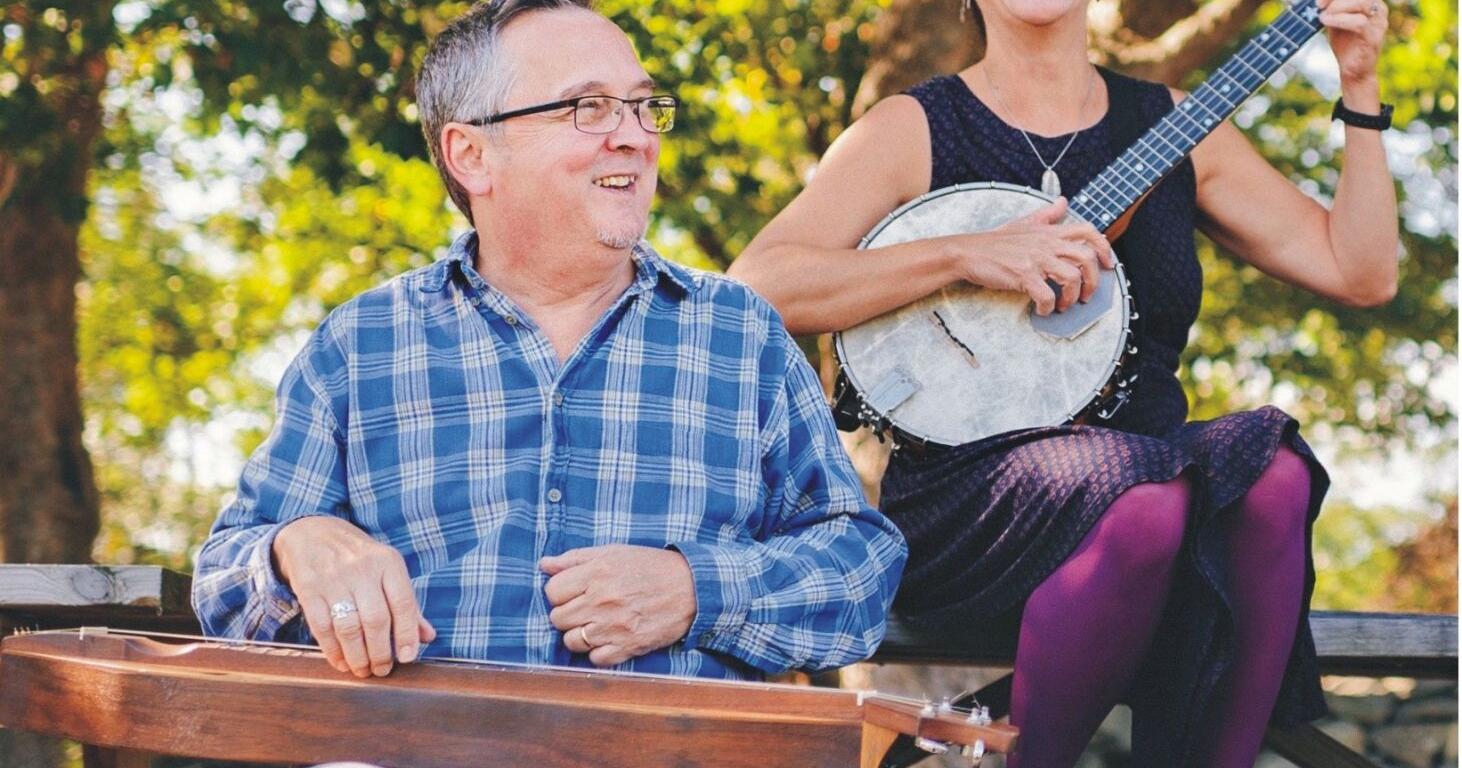 Words rise at New Moon Coffehouse - Vimarsana News