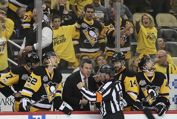 NHL roundup: Chris Kunitz scores twice as Penguins cruise - The Boston Globe