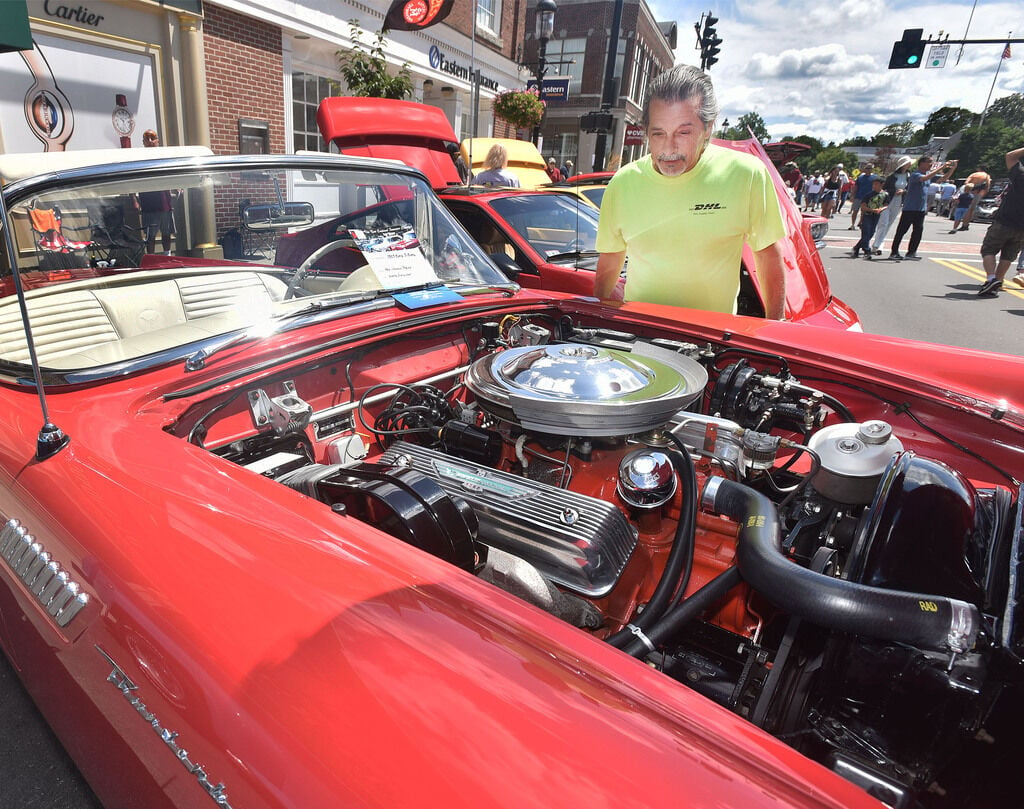 Classic cars take center stage News eagletribune